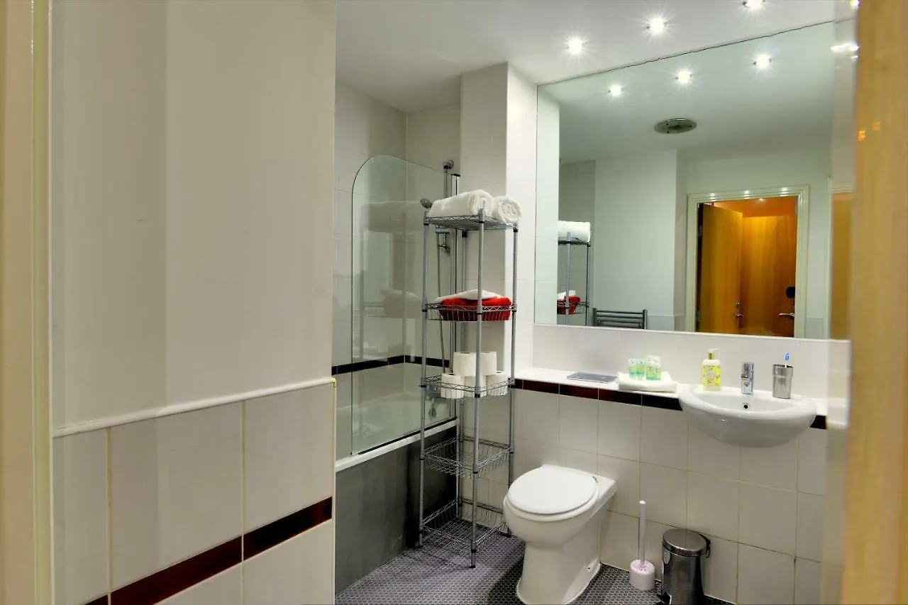 The Orange Haven With Pool, Sauna And Gym Hotel Nottingham