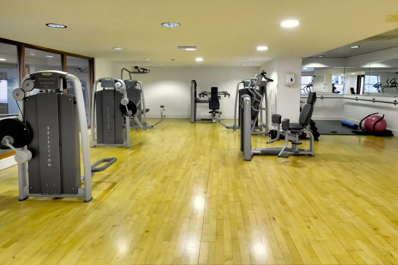 Apartment The Orange Haven With Pool, Sauna And Gym Hotel Nottingham